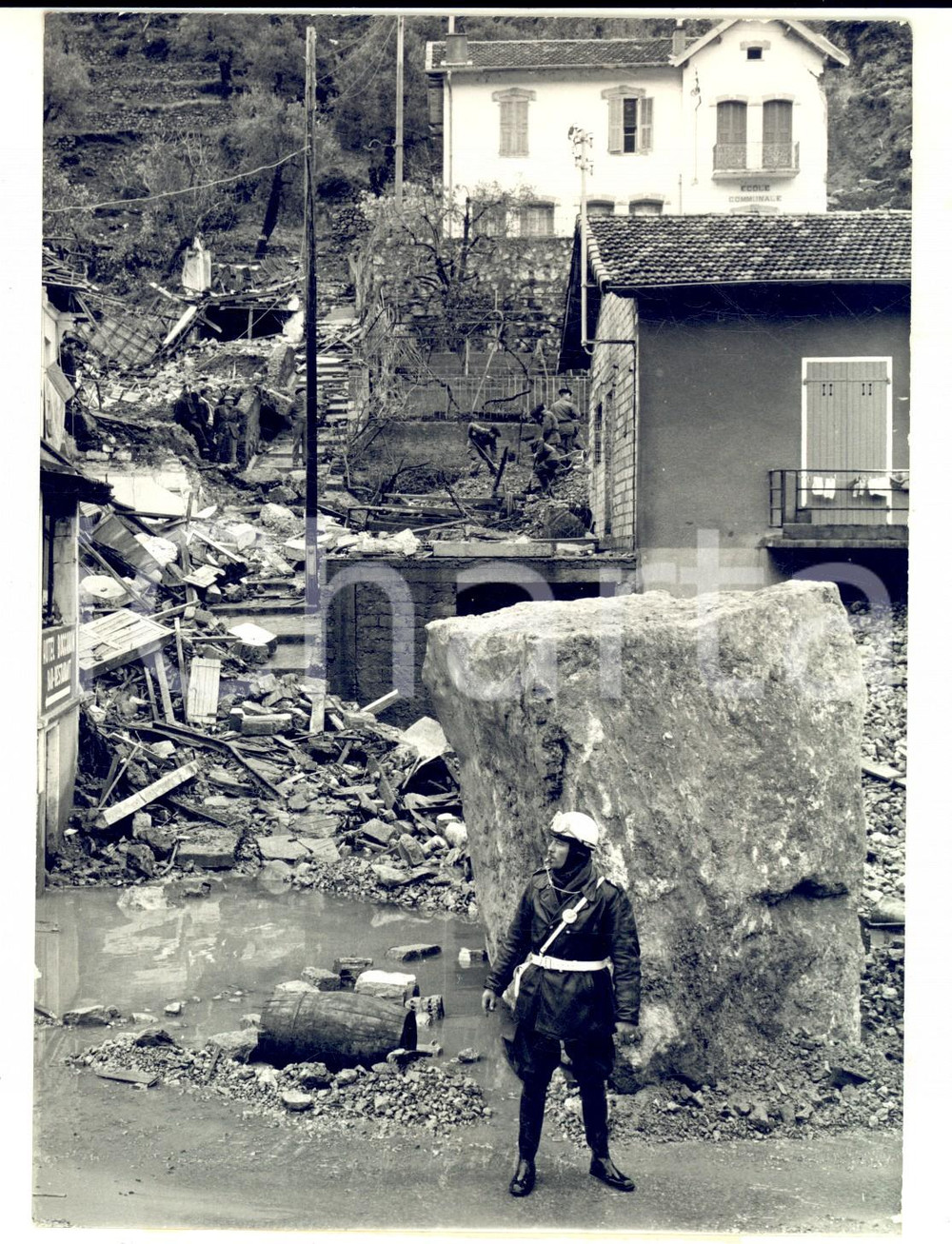 Fotografia d epoca originale 1963 PLANSURVAR Eboulement catastrophique avec trois morts Photo 14x20 cm 1