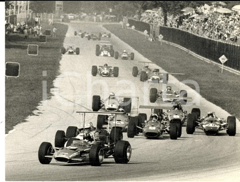 Fotografia d epoca originale 1968 FORMULA 1 MONZA Passaggio durante il 39Â° GRAN PREMIO D ITALIA Foto 18x13 cm 1