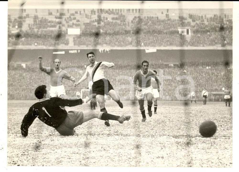 Fotografia d epoca originale 1960 ca CALCIO SERIE A INTERNAPOLI Goal di Eddie FIRMANI annullato Foto 18x13 1