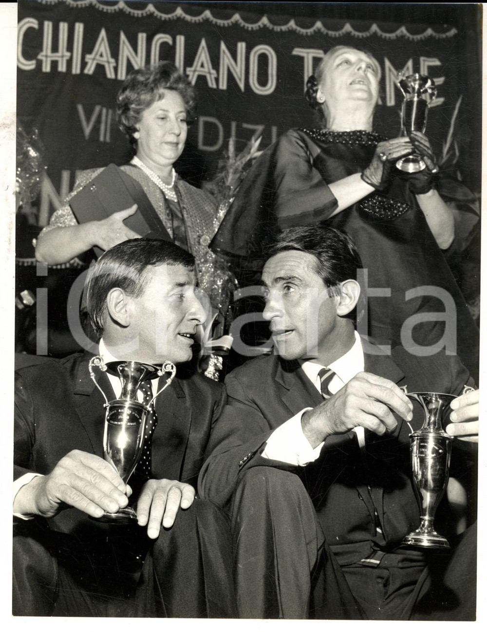 Fotografia d epoca originale 1966 CHIANCIANO TERME Premio Anfore d oro Walter CHIARI e Renato RASCEL Foto 1