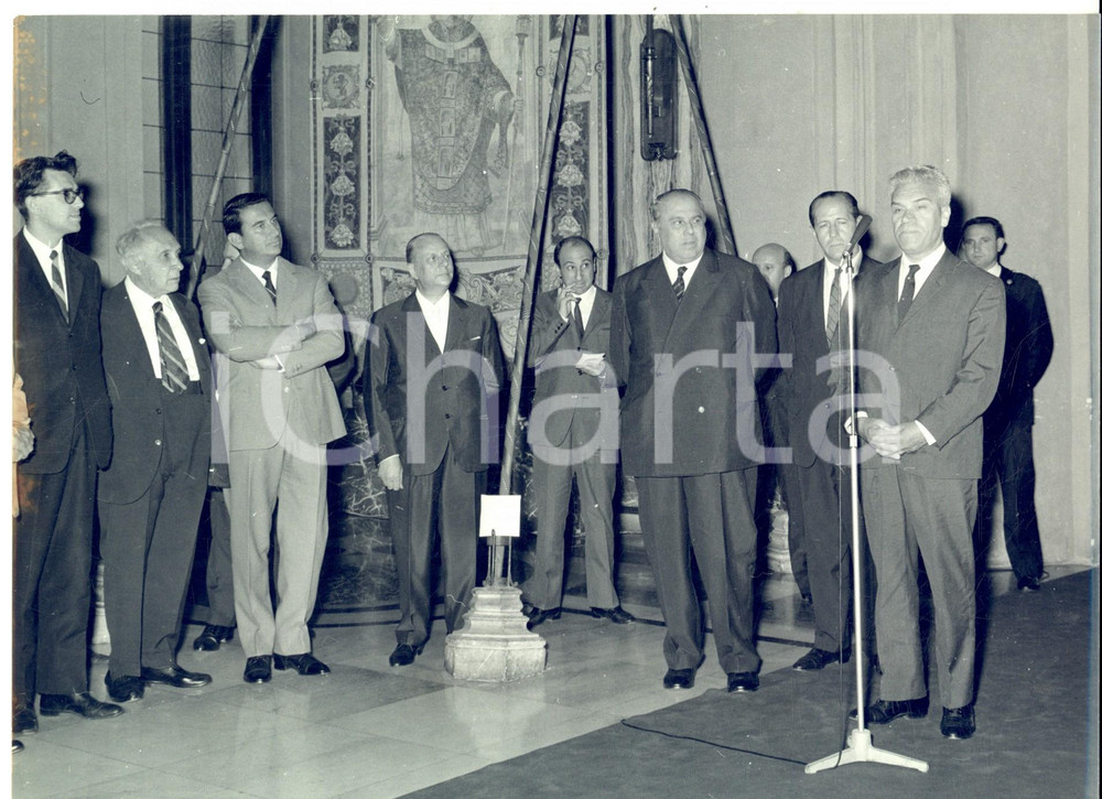 Fotografia d epoca originale 1965 MILANO I delegati della conferenza sul disarmo Fotografia 24x18 cm 1
