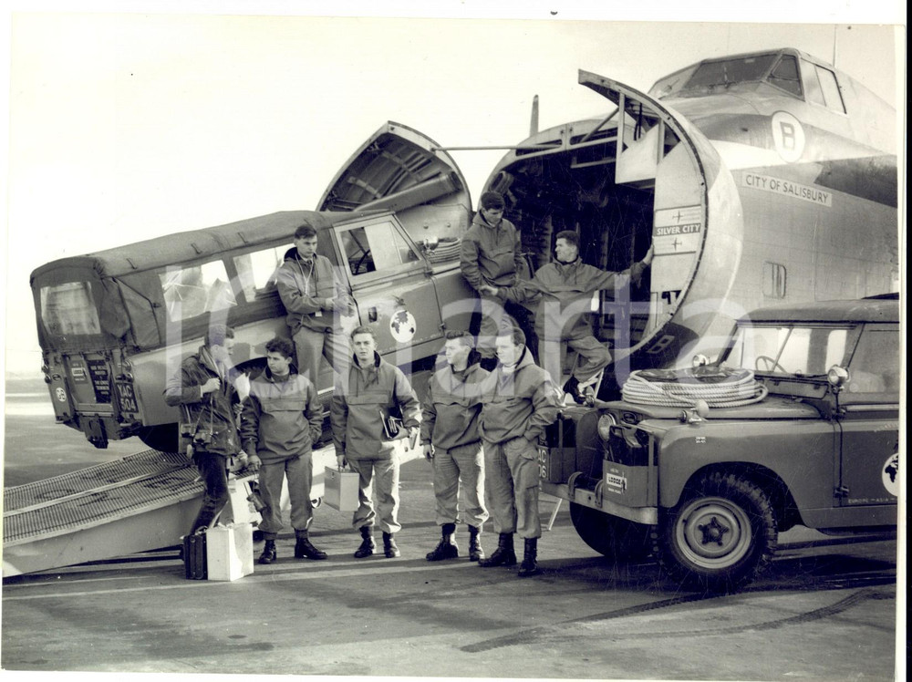 1959 TERRY FIELD Airport - Eight TERRIERS leaving for PEGASUS expedition *Photo