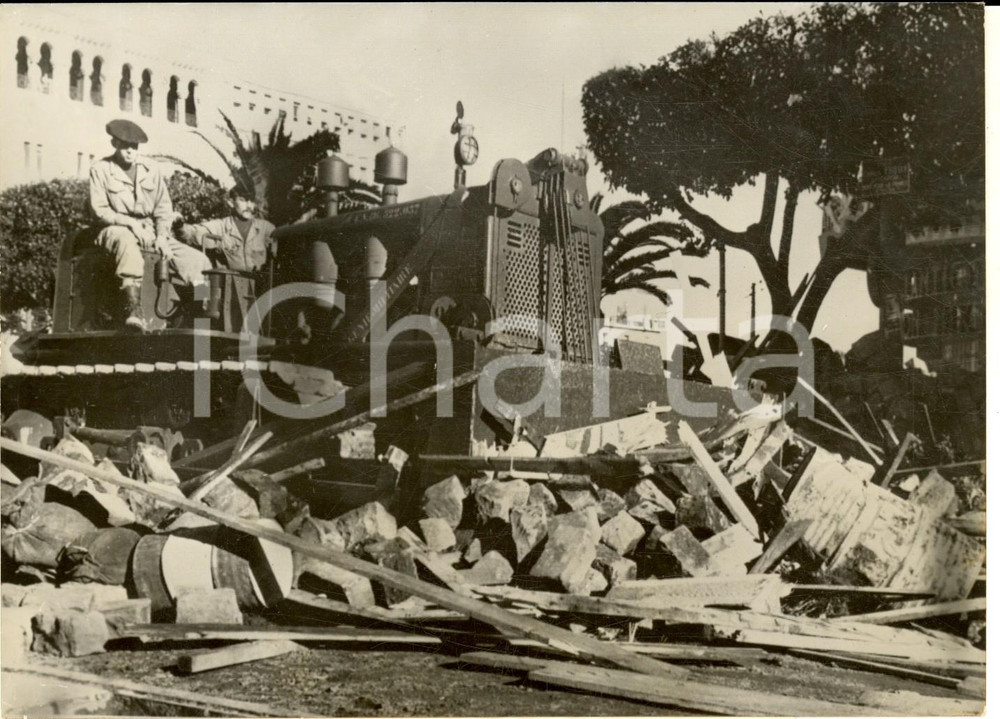 Fotografia d epoca originale 1960 ALGER Bulldozer de l armÃ©e franÃ§aise contre les insurgÃ©s Photo 20x15 cm 1