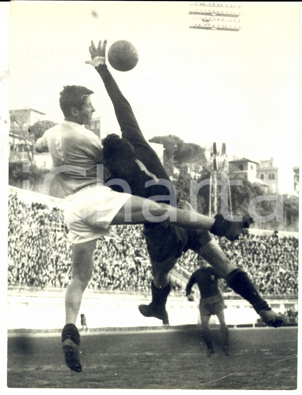 Fotografia d epoca originale 1960 ca CALCIO SERIE A ROMAGENOA Respinta di Mario DA POZZO Foto 18x24 1