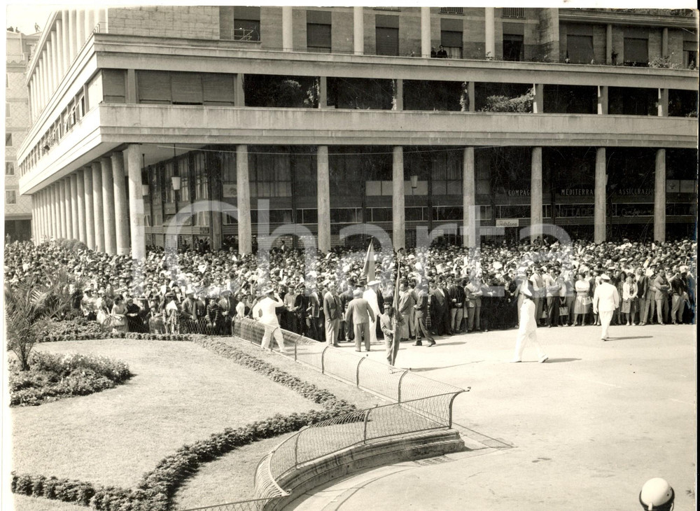 Fotografia d epoca originale 1960 REGGIO EMILIA I funerali degli operai del PCI uccisi dalla polizia Foto 1