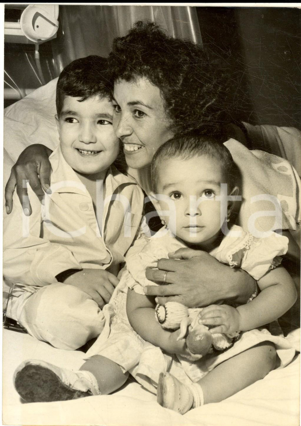 1959 PARIS Mme HIROBALDI retrouve son fils Said, l'enflant bleu *Photo 14x18