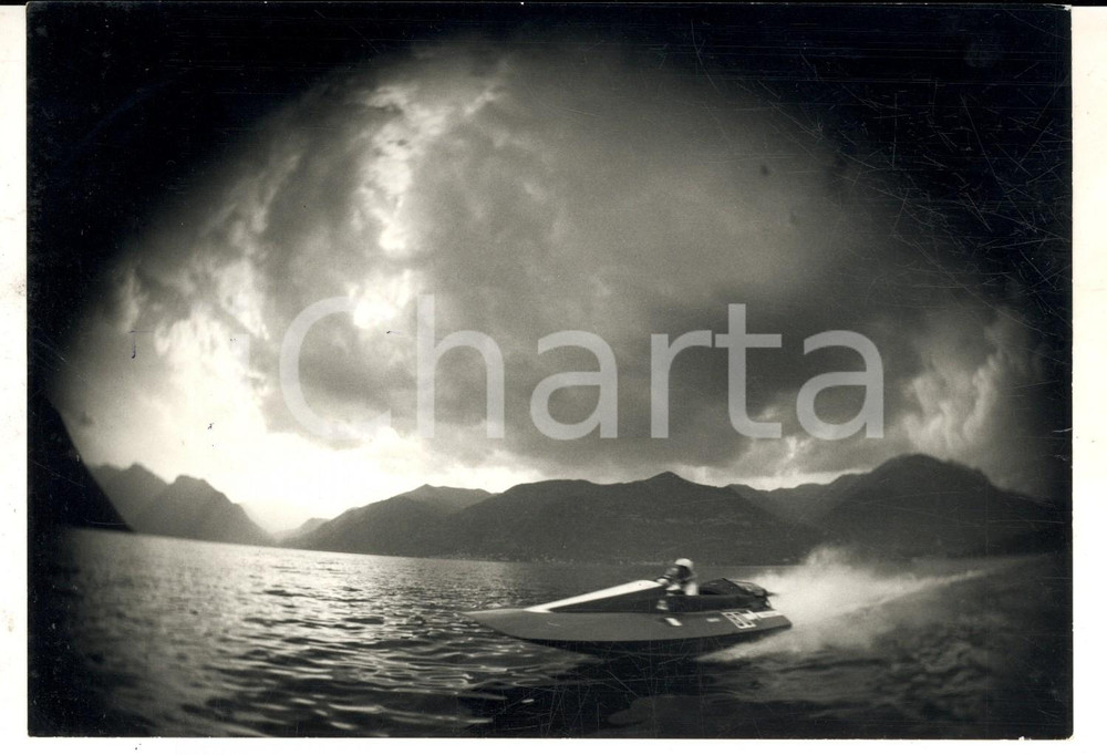 Fotografia d epoca originale 1970 LEZZENO MOTONAUTICA Record mondiale MOLINARI  BODDA Foto 18x13 cm 1