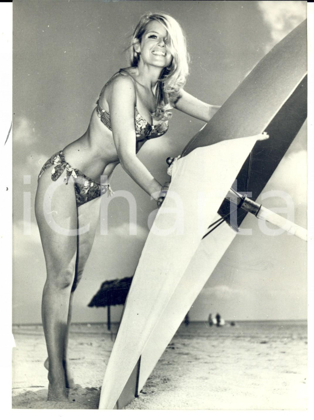 Fotografia d epoca originale 1970 MIAMI Lynn STEFFENS modella e studentessa di arte Foto 13x18 cm 1