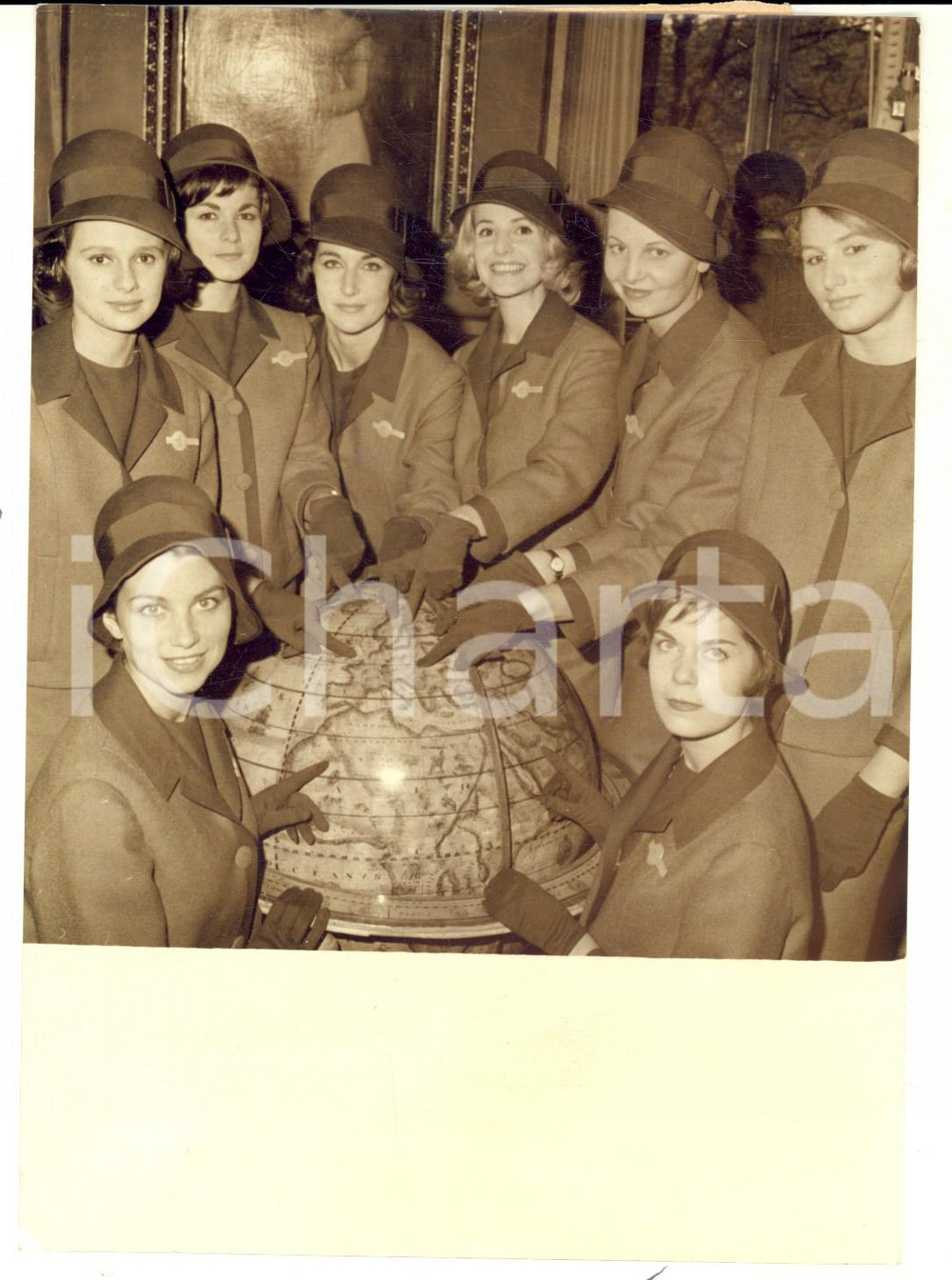 Fotografia d epoca originale 1961 PARIS Les nouvelles EuropeHotesses pour le MarchÃ© Commun Photo 14x18 cm 1