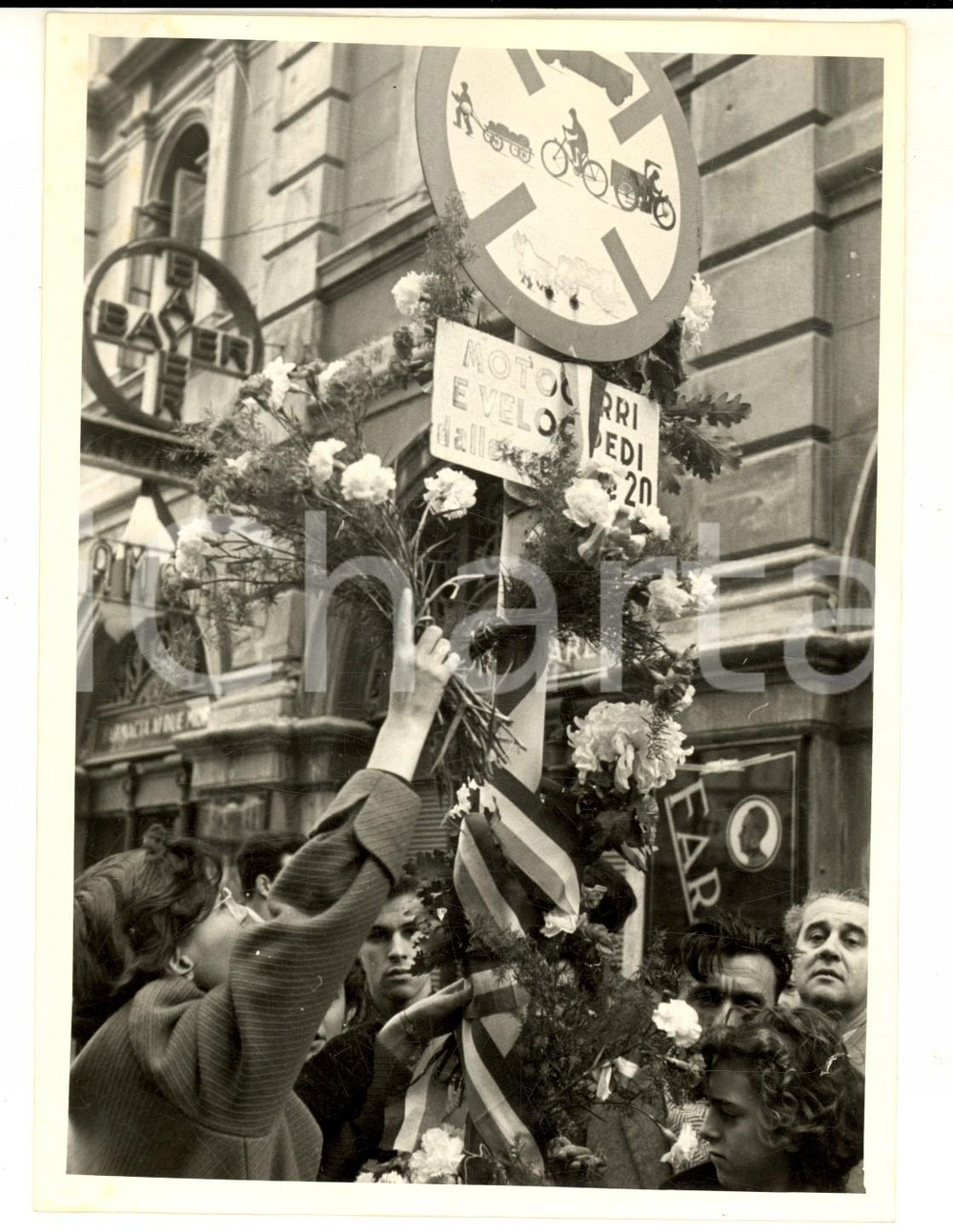 8 Novembre 1953 TRIESTE I funerali delle vittime della rivolta - Foto 13x18 cm