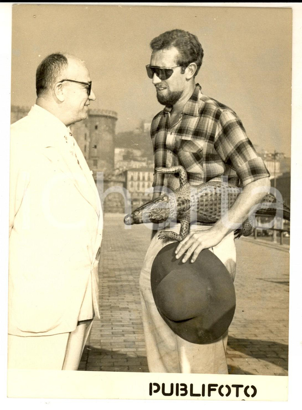 Fotografia d epoca originale 1954 NAPOLI Gigi SANTI e Mario FIORETTI al rientro dal raid in America Foto 1