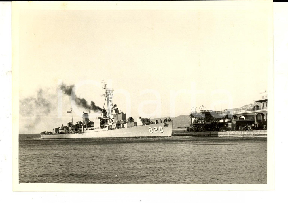 Fotografia d epoca originale 1953 TRIESTE Truppe americane di guardia al porto Fotografia 18x14 cm 1