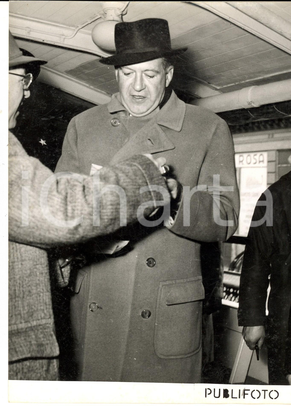 Fotografia d epoca originale 1955 GENOVA Blasco LANZA D AJETA rifiutato come ambasciatore da Belgrado Foto 1
