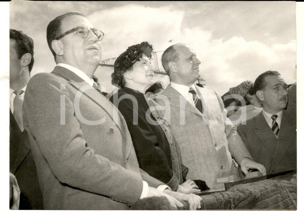 Fotografia d epoca originale 1953 PALERMO Franco RESTIVO al varo della m/n LAZIO per TIRRENIA Foto 1