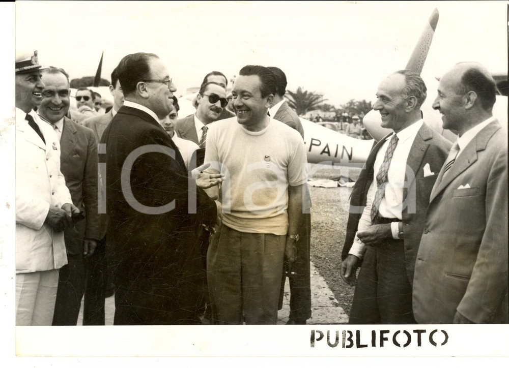 Fotografia d epoca originale 1953 PALERMO 5Â° Giro Aereo di Sicilia  Franco RESTIVO e Robert GOEMANS Foto 1