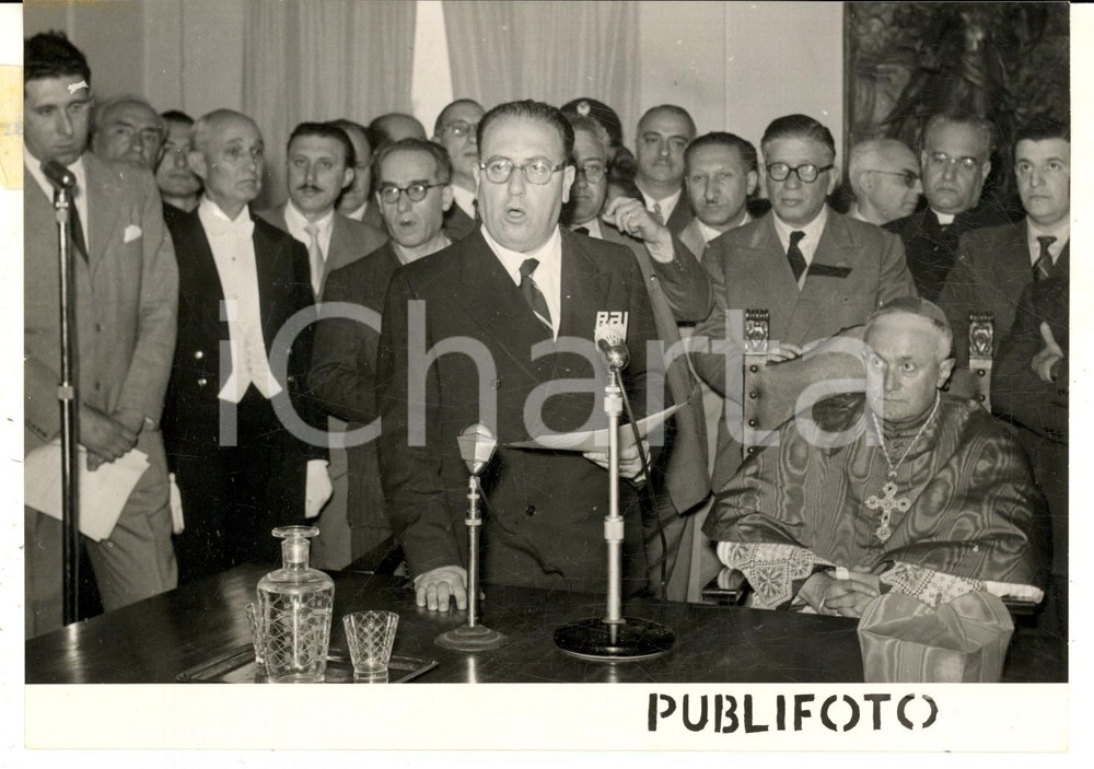 Fotografia d epoca originale 1955 ca PALERMO Discorso Franco RESTIVO per VI Annuale Autonomia Regionale Foto 1