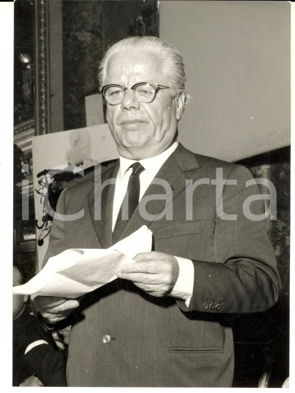 Fotografia d epoca originale 1961 MILANO Palazzo SERBELLONI Ritratto di Battista PININFARINA Foto 13x18 cm 1