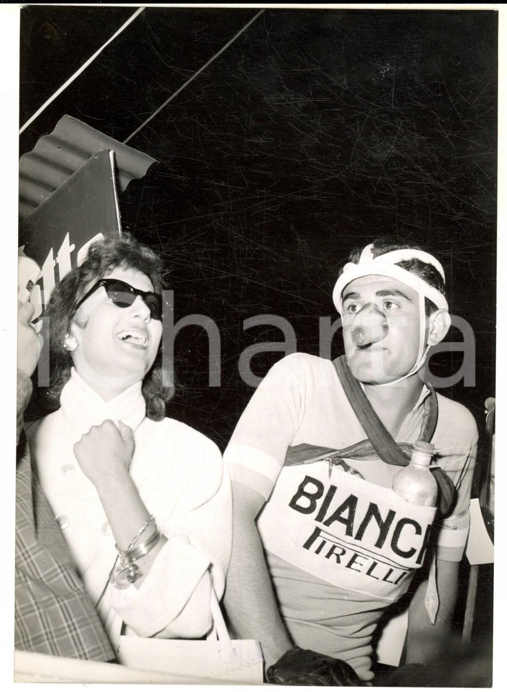 Fotografia d epoca originale 1955 ca ALASSIO Mister Muretto Sergio VACCARI travestito da Fausto COPPI Foto 1