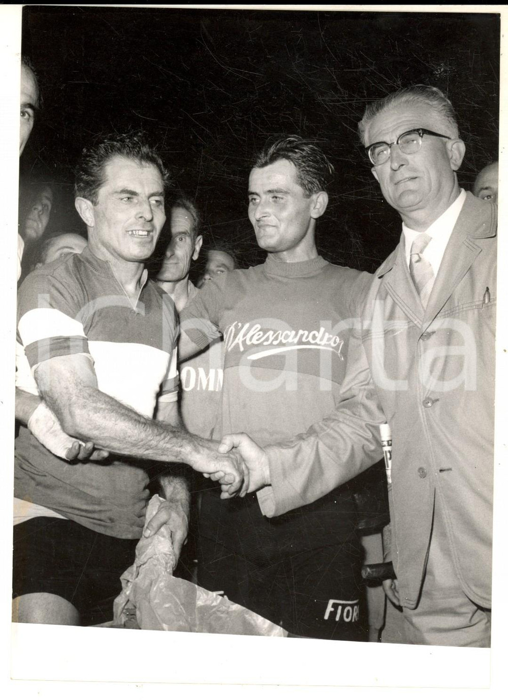 Fotografia d epoca originale 1955 MILANO Mondiali CICLISMO PISTA Presidente U.V.I. con Giuseppo MARTINO Foto 1