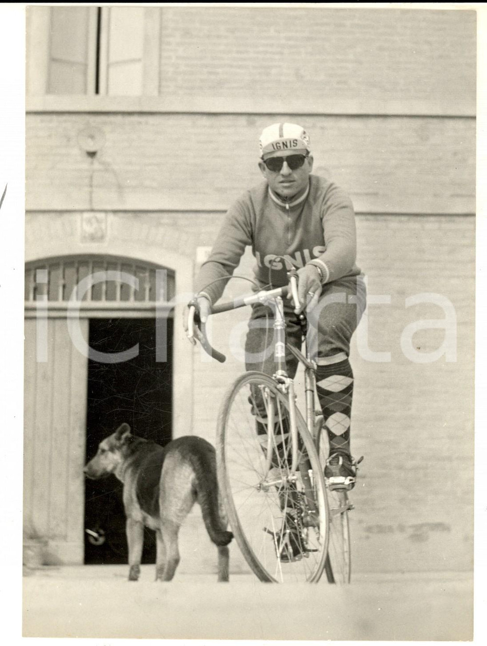 Fotografia d epoca originale 1959 CICLISMO VILLANOVA BO Allenamento Ercole BALDINI dopo l operazione  Foto 1
