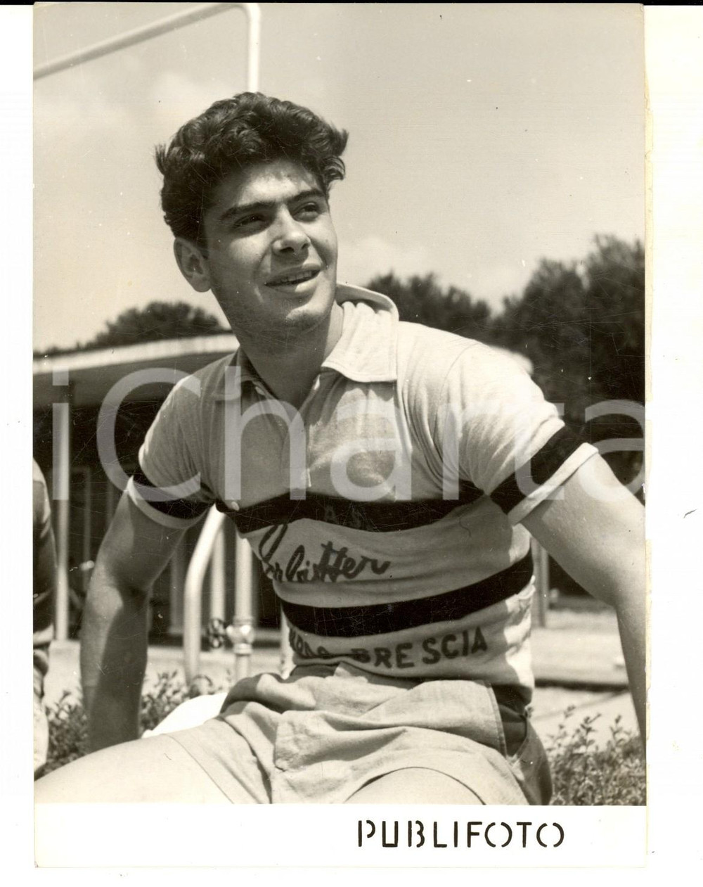 Fotografia d epoca originale 1954 DALMINE CICLISMO SU PISTA Ritratto di Giuseppe OGNA in allenamento Foto 1