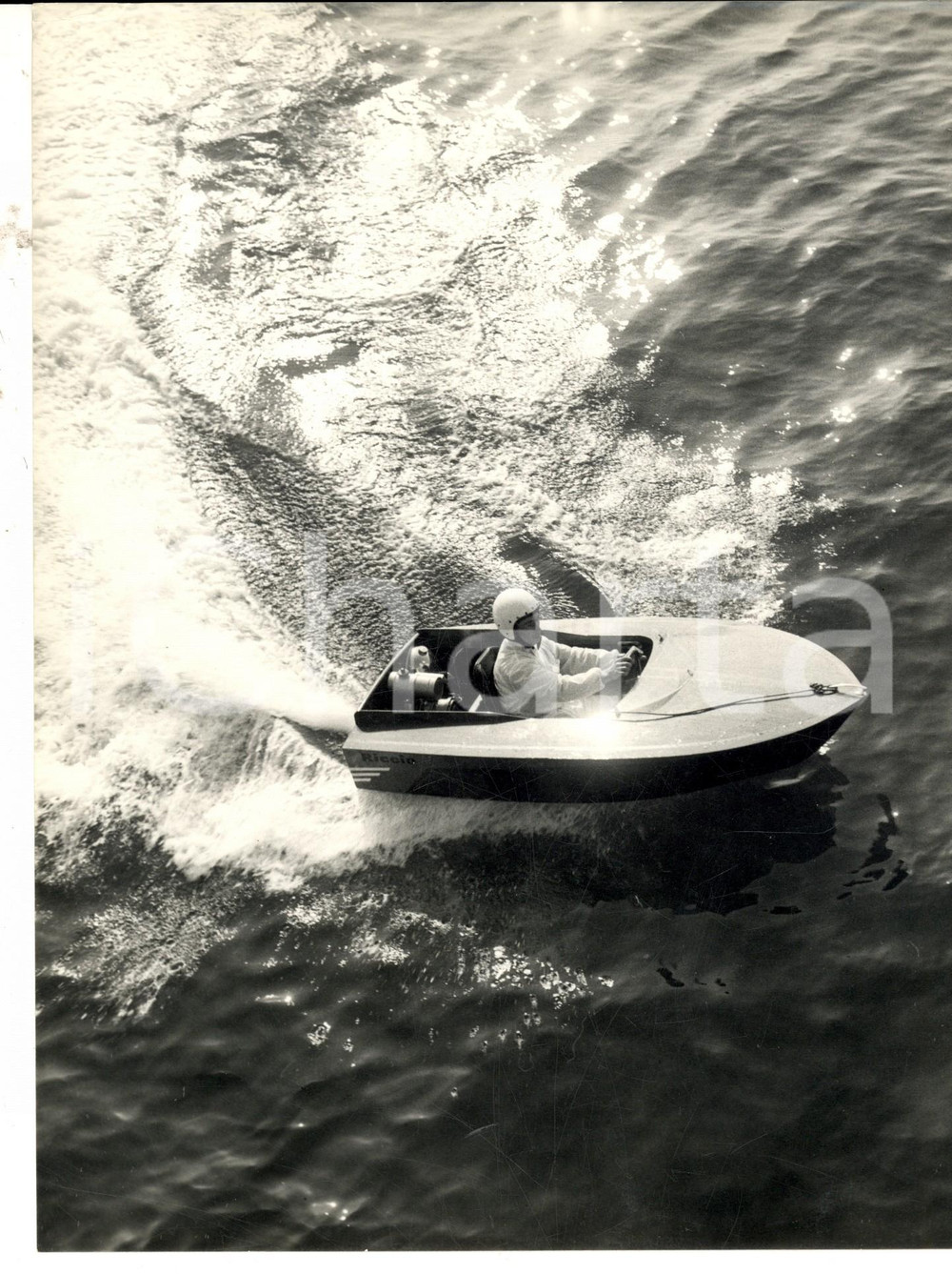 Fotografia d epoca originale 1963 GENOVA SALONE NAUTICO Barca monoposto RICCIO con pilota Foto 18x24 1