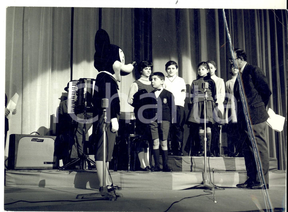 Fotografia d epoca originale 1963 SANREMO Canzoni DISNEY con Peppino PRINCIPE al cordovox Foto DANNEGGIATA 1