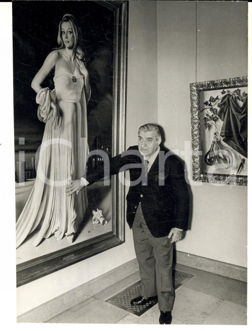 Fotografia d epoca originale 1974 PARIS Galleria BERNHEIMJEUNE Gregorio SCILTIAN alla sua personale Foto 1