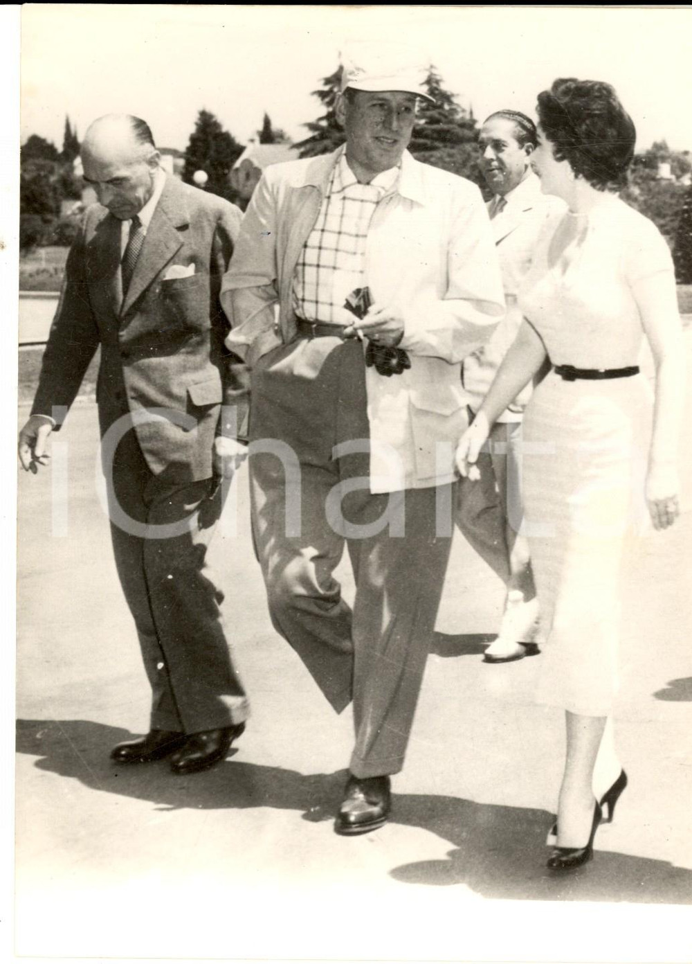 Fotografia d epoca originale 1954 BUENOS AIRES Gina LOLLOBRIGIDA incontra Juan Domingo PERON Foto 13x18 1