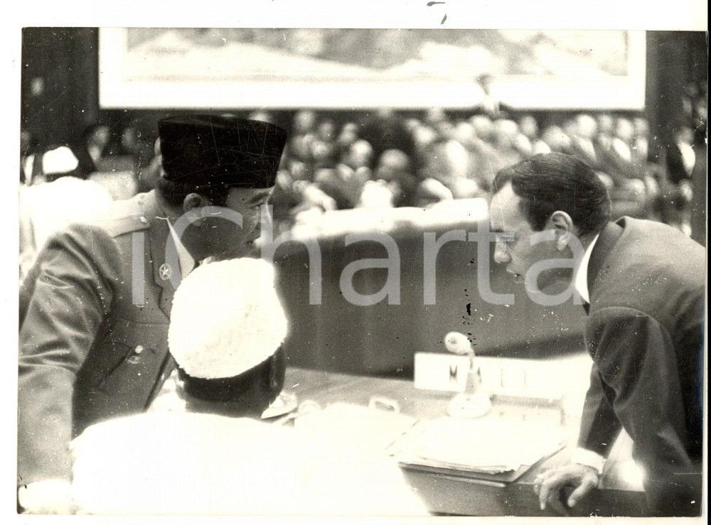 Fotografia d epoca originale 1961 Conferenza di BELGRADO Re HASSAN II con SUKARNO e Modibo KEITA Foto 1