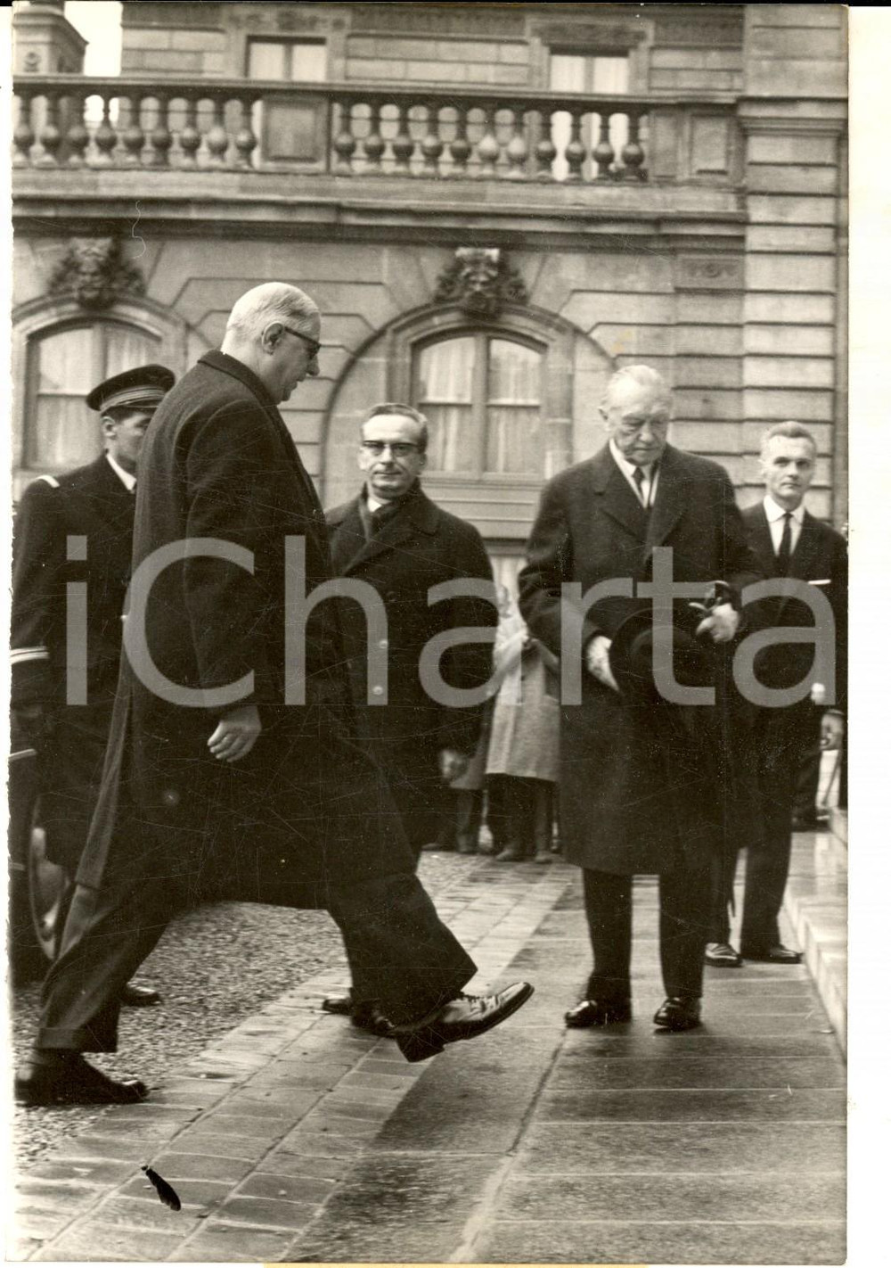 Fotografia d epoca originale 1961 PARIS ELYSEE Charles DE GAULLE incontra Konrad ADENAUER Foto 14x18 1
