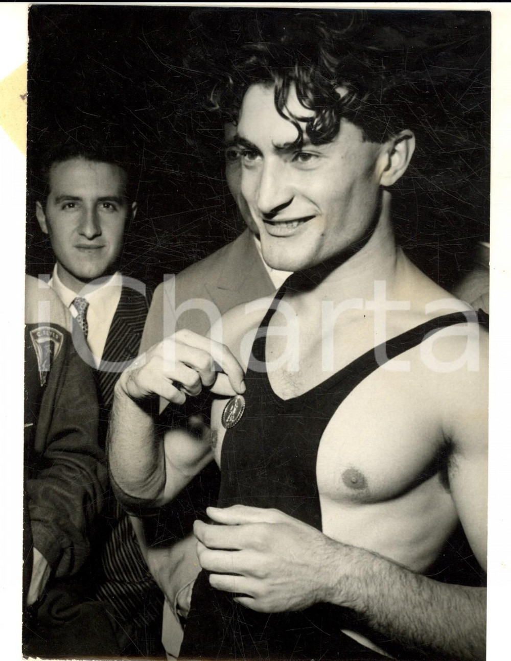 Fotografia d epoca originale 1954 MILANO SOLLEVAMENTO PESI Gara ERCOLE 1954 Vincitore Ruggero RAVENNA Foto 1