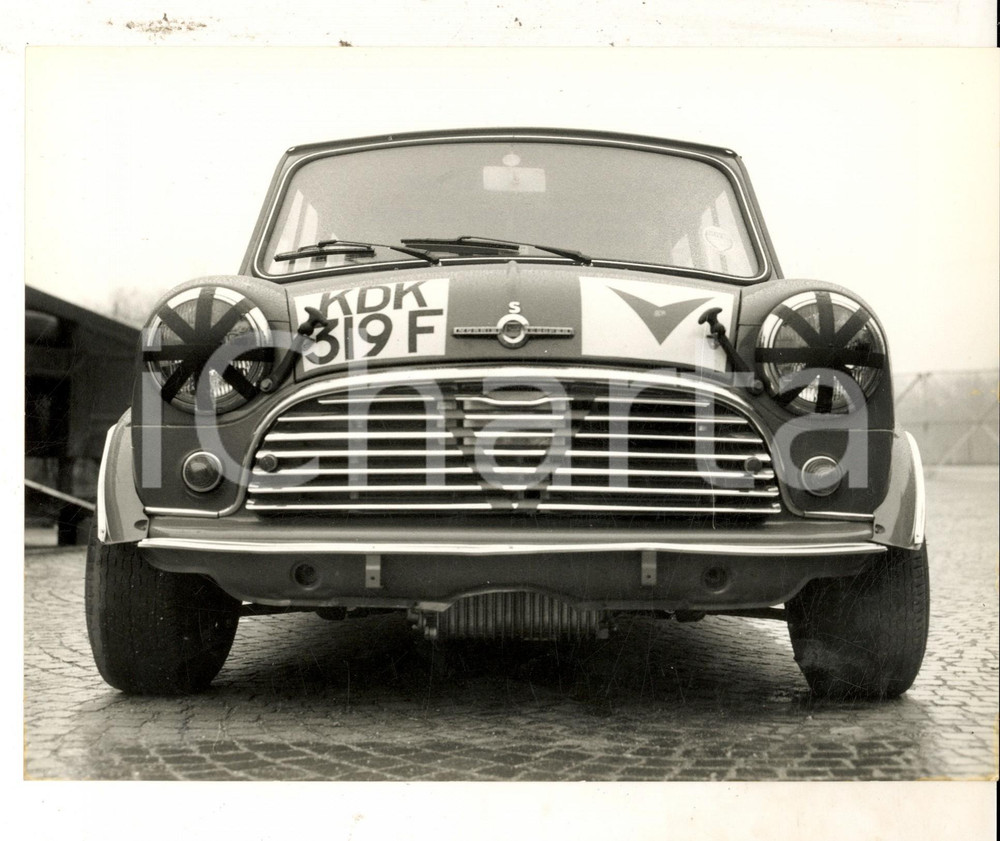 Fotografia d epoca originale 1968 AUTODROMO DI MONZA Le nuove COOPER S 1300 BMC CAR. CO. Fotografia 24x18 cm 1