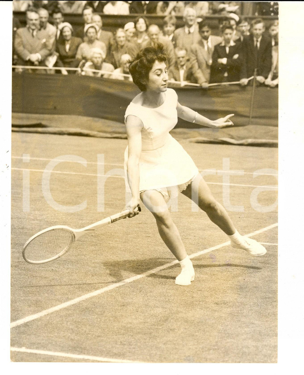 Fotografia d epoca originale 1958 TENNIS WIMBLEDON Silvana LAZZARINO contro Karol FAGEROS Foto 15x20 cm 1