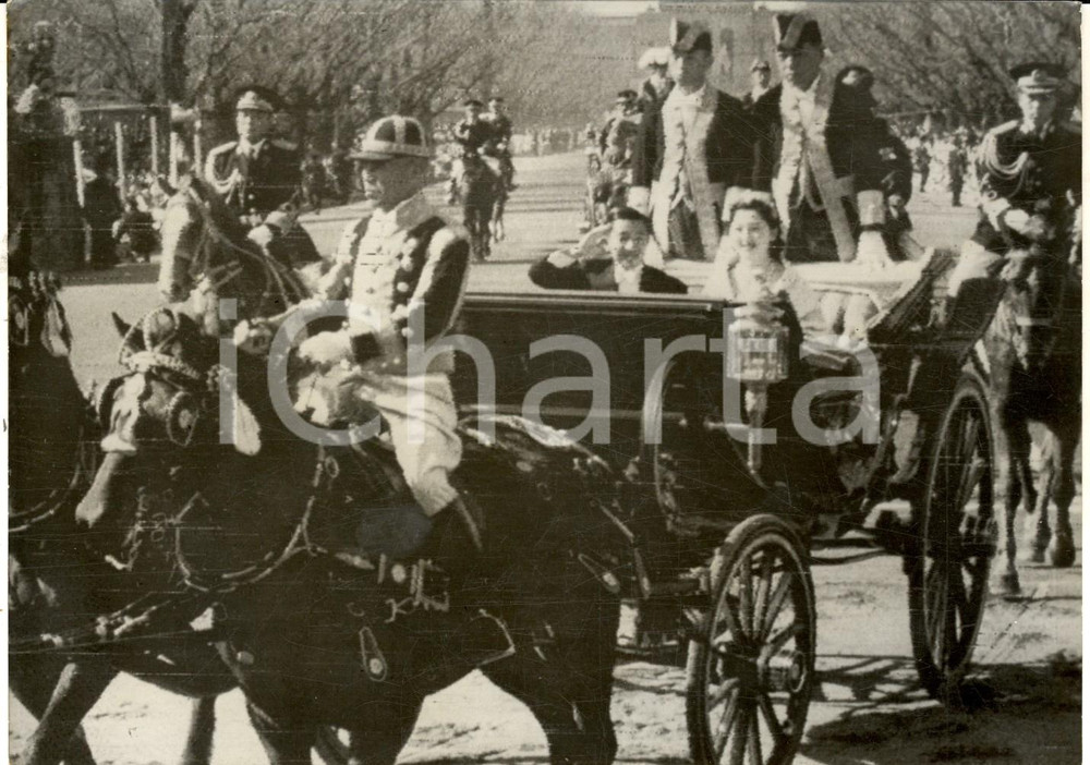 Fotografia d epoca originale 1959 TOKYO JAPAN Nozze principe AKIHITO e MICHIKO  Sposi in carrozza Foto 1