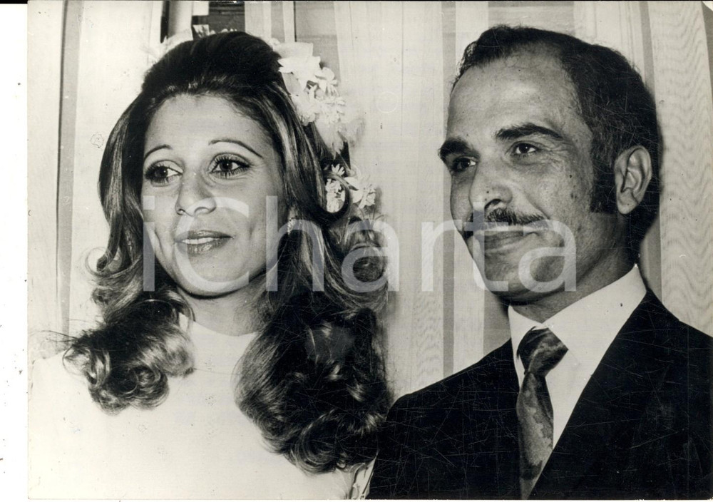 1972 GIORDANIA Ritratto di re Hussein con la terza moglie Alia TOUKAN *Foto