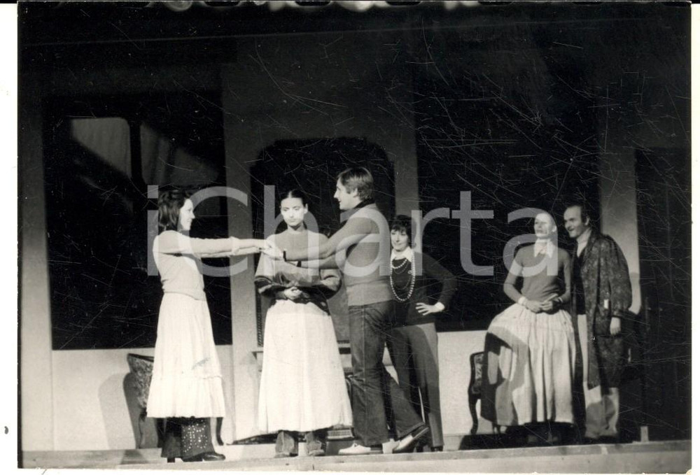 Fotografia d epoca originale 1973 GENOVA TEATRO STABILE La casa nova Eros PAGNI e Lina VOLONGHI Foto 13x10 1
