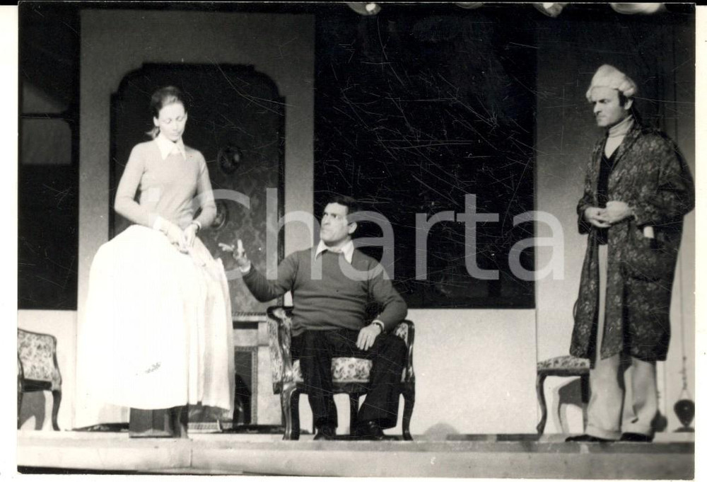 Fotografia d epoca originale 1973 GENOVA TEATRO STABILE La casa nova Eros PAGNI Lina VOLONGHI  Foto 13x10 1