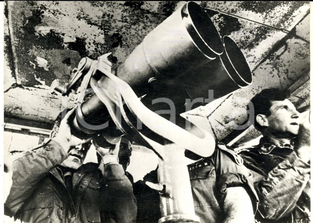 Fotografia d epoca originale 1973 GUERRA YOM KIPPUR Capo di Stato Maggiore David ELAZAR osserva la battaglia 1