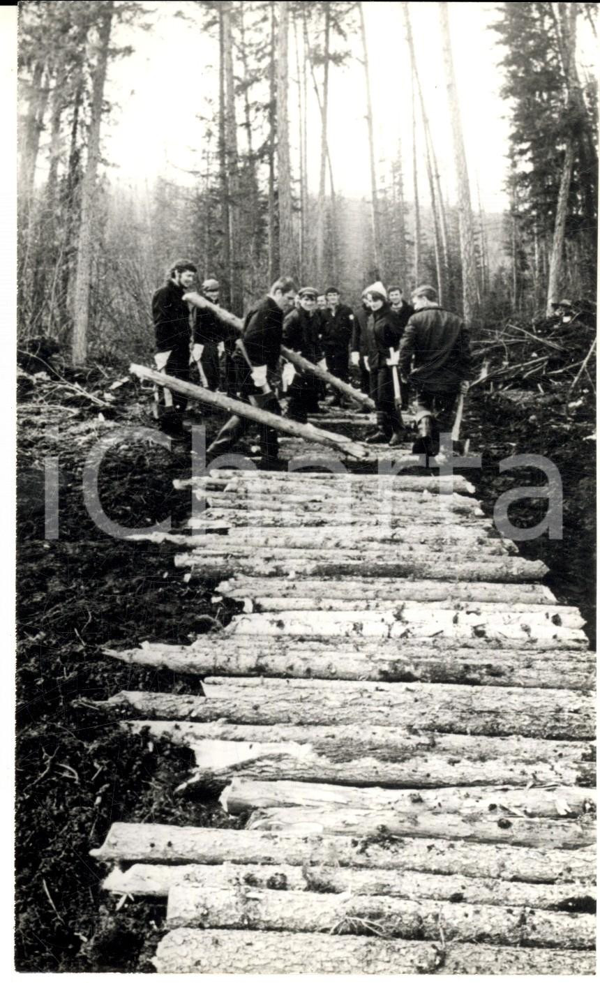 Fotografia d epoca originale 1974 SIBERIA Borgo ZVEZDNY per costruzione ferrovia BAJKALAMUR Foto 12x17 cm 1