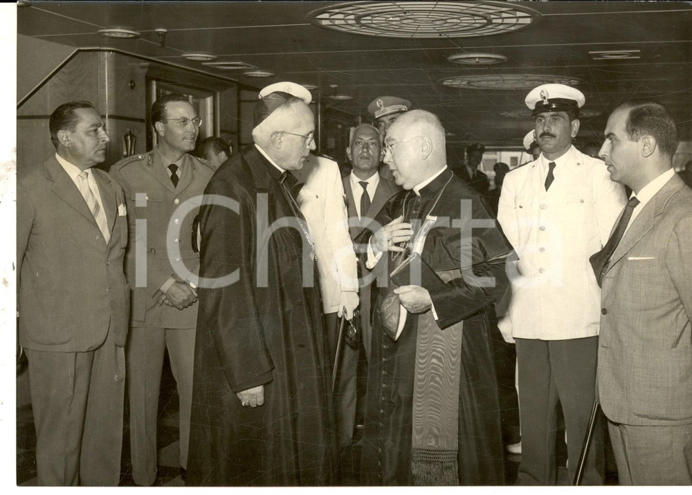 Fotografia d epoca originale 1958 PALERMO Cardinale Francis SPELLMAN a bordo di una nave Foto 18x14 cm 1