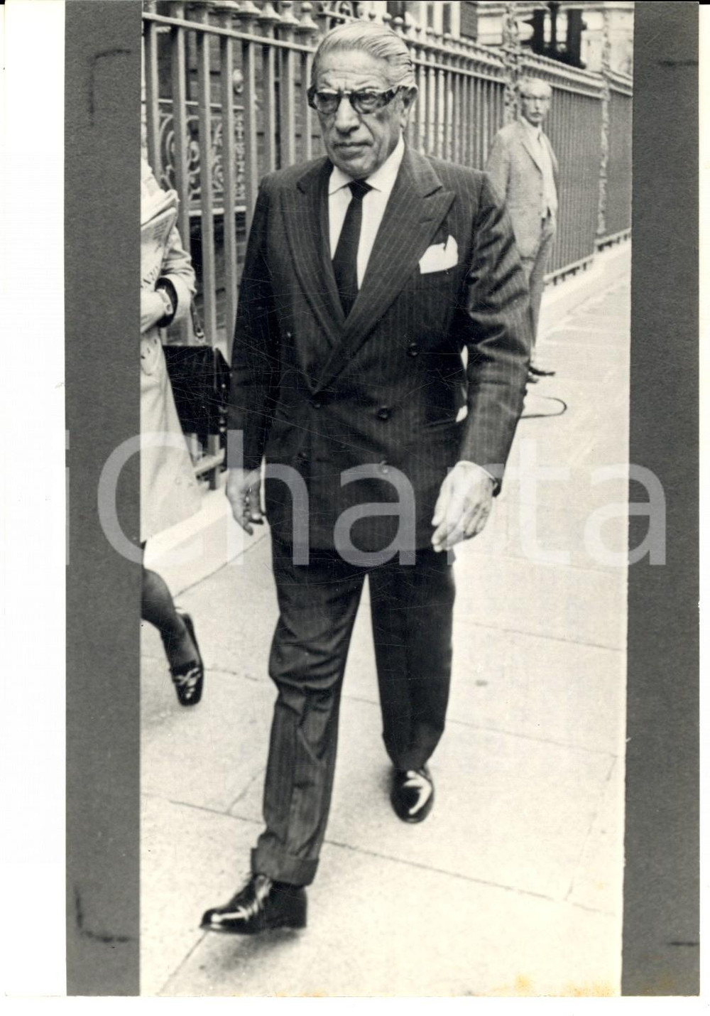 Fotografia d epoca originale 1970 BELFAST Aristotele ONASSIS si reca al circolo HARLAND and WOLFF Foto 1