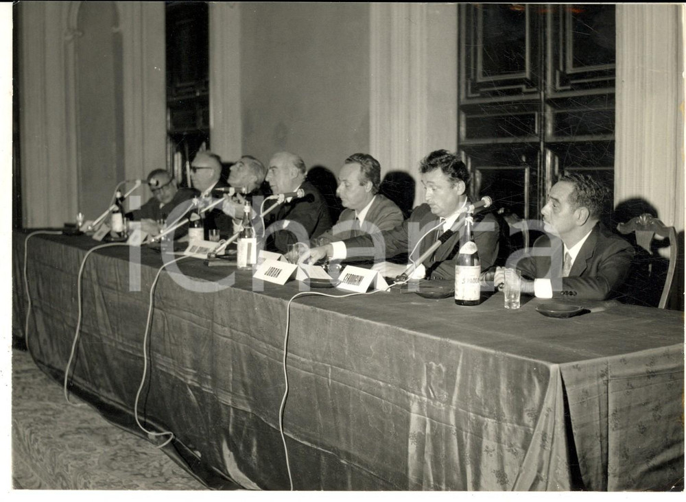 Fotografia d epoca originale 1969 ROMA CONQUISTA DELLO SPAZIO Tavola rotonda Che cosa dalla Luna? Foto 1