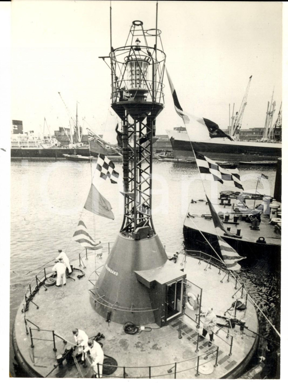 Fotografia d epoca originale 1970 GENOVA Prima boa automatica in Europa pronta per la consegna Foto 1