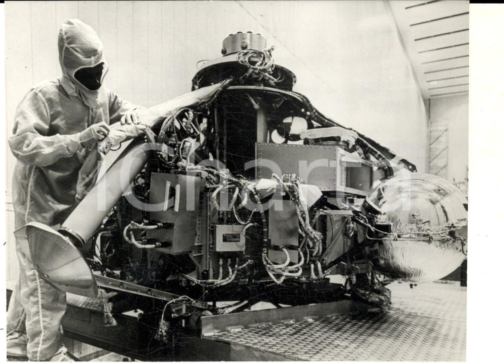 1974 DENVER (COLORADO) Tecnici al lavoro per la nave spaziale VIKING *Foto 17x12