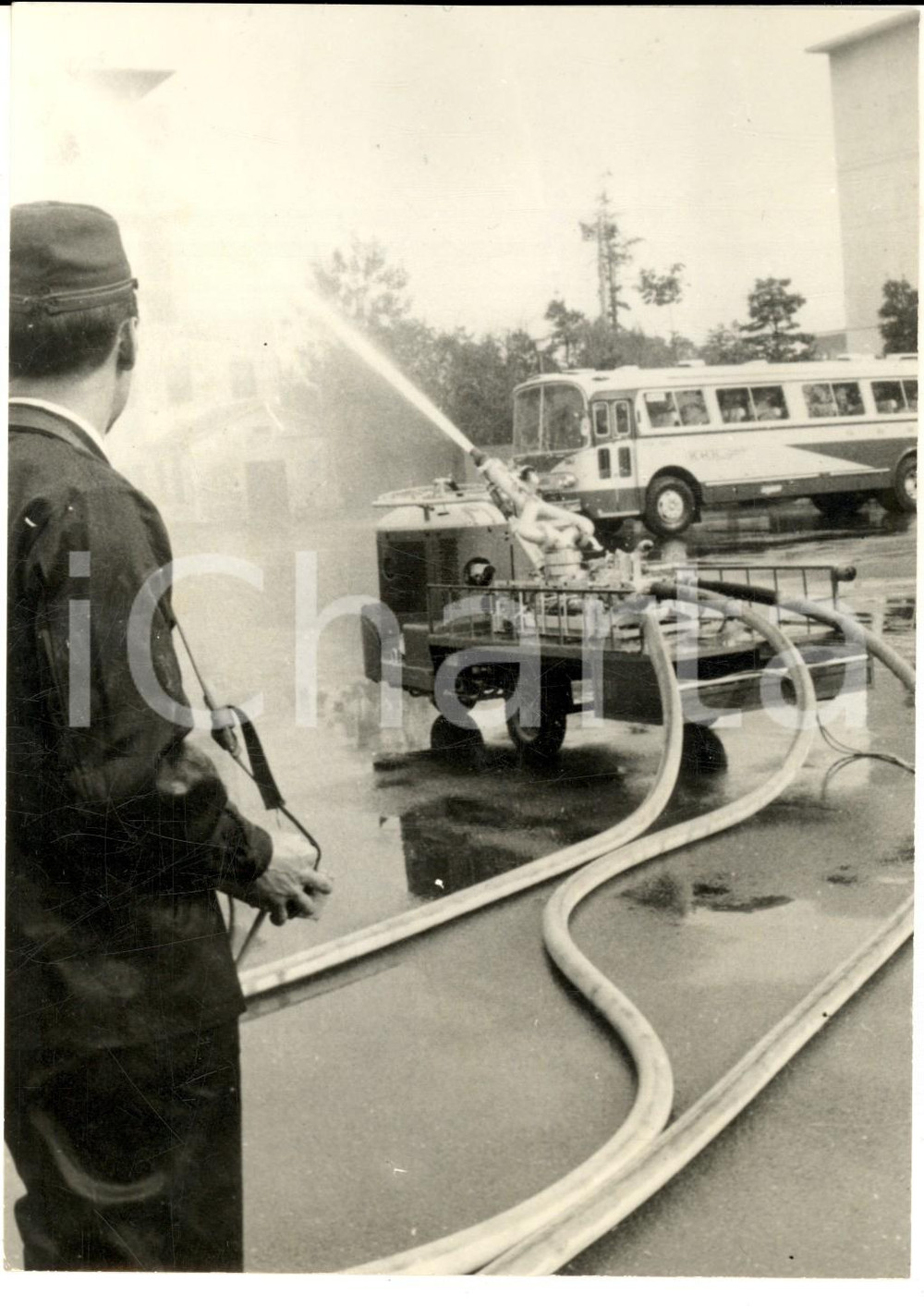 Fotografia d epoca originale 1970 TOKYO Presentazione della pompa automatica da 3000 litri al minuto Foto 1