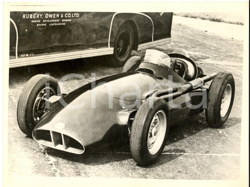 Fotografia d epoca originale 1955 AINTREE FORMULA 1 The new British 1/2 litre B.R.M. racing car Photo 20x15 1