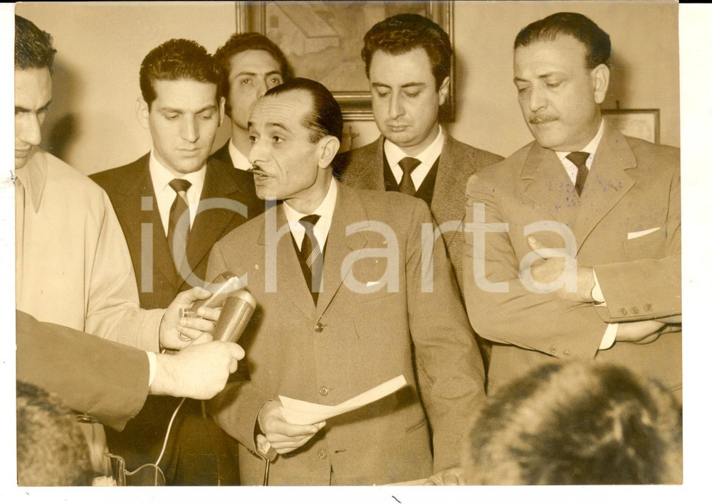 Fotografia d epoca originale 1959 MILANO Il capo della Mobile Mario NARDONE con i collaboratori Foto 18x13 1