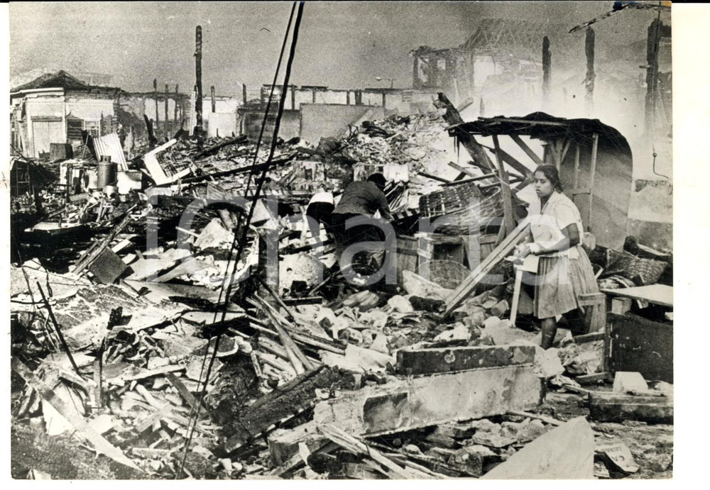 Fotografia d epoca originale 1973 MANAGUA NICARAGUA La cittÃ  distrutta dal terremoto Foto 18x13 cm 1