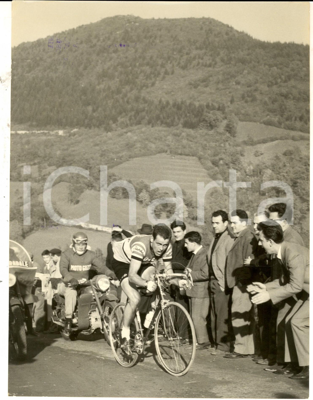 Fotografia d epoca originale 1962 CICLISMO GIRO DI LOMBARDIA Vincitore Jo DE ROO durante la gara Foto 18x24 1